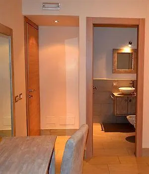 Fiumicino Airport B&B Deluxe