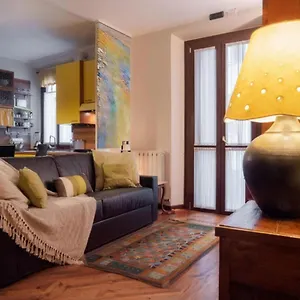 Apartamento Vfh Stylish Boutique Apartment-city Center 